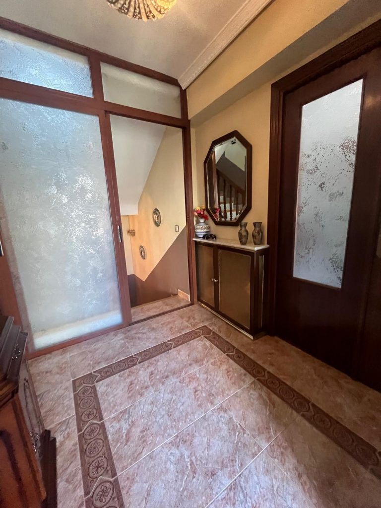 CHALET EN VENTA EN PARLA – ZONA LA ERMITA — Casalia Inmobiliaria, Parla (foto 3 de 60)