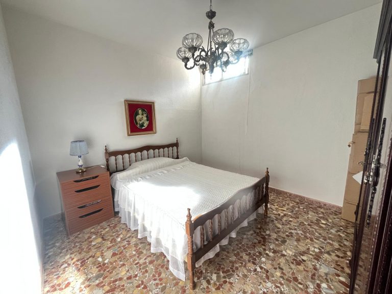CHALET EN VENTA EN PARLA – ZONA LA ERMITA — Casalia Inmobiliaria, Parla (foto 48 de 60)