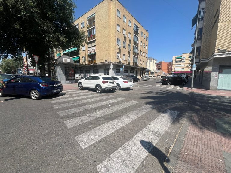 LOCAL COMERCIAL EN PARLA – ZONA CALLE PINTO-SAN ROQUE — Casalia Inmobiliaria, Parla (foto 3 de 7)