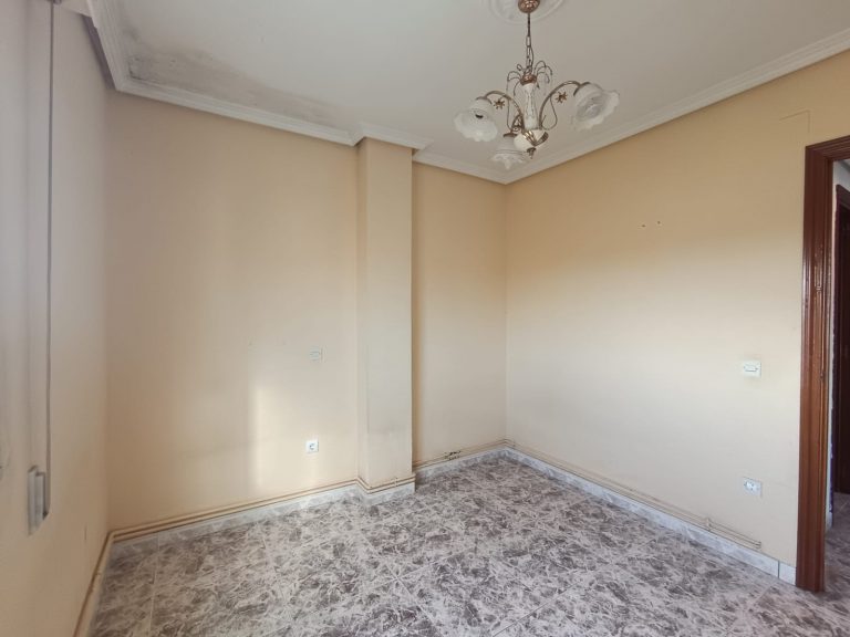 PISO EN VENTA EN PARLA – ZONA REYES CATÓLICOS — Casalia Inmobiliaria, Parla (foto 18 de 24)