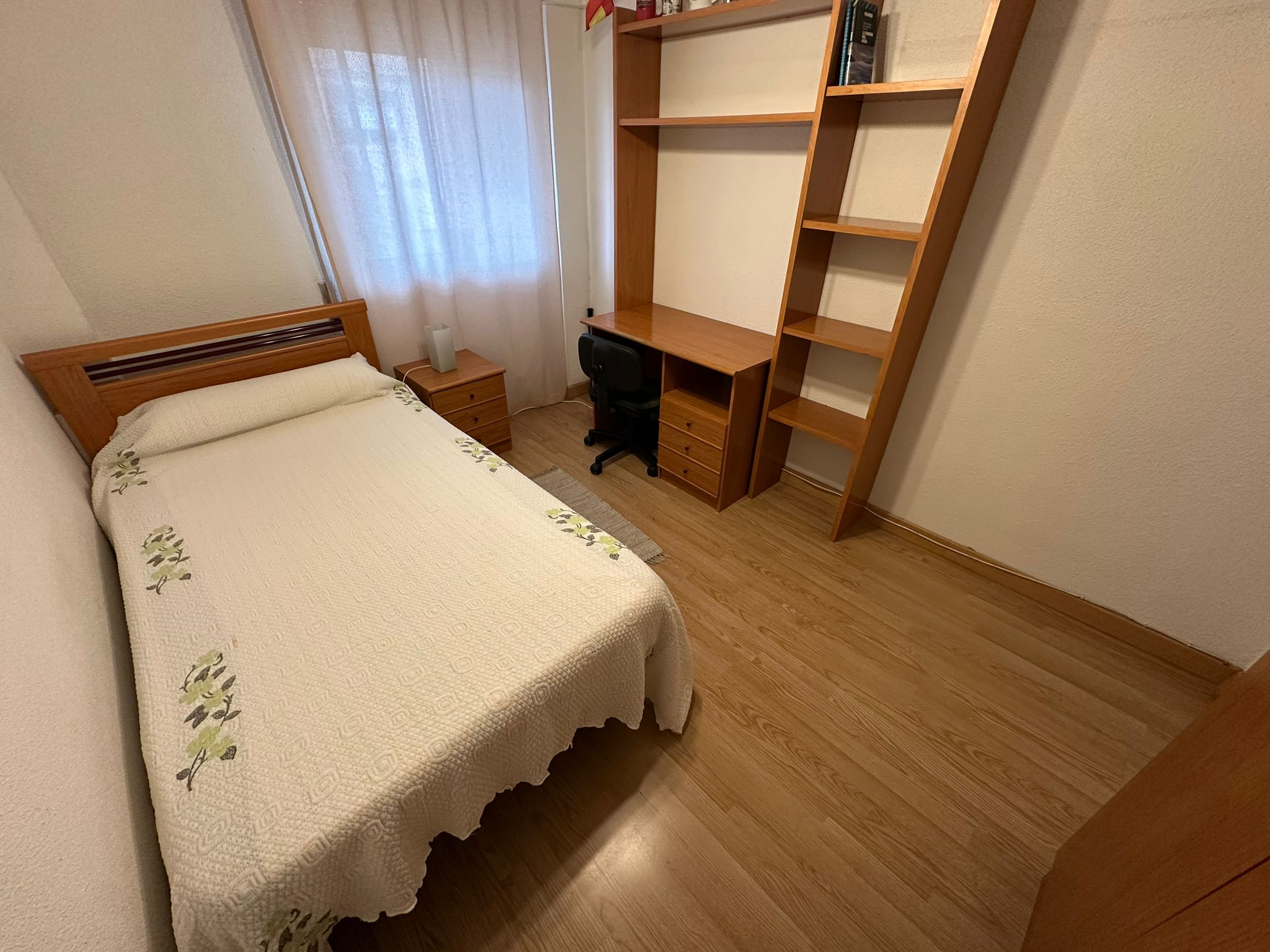 PISO EN VENTA EN PARLA – ZONA REYES CATÓLICOS — Casalia Inmobiliaria, Parla (foto 16 de 24)