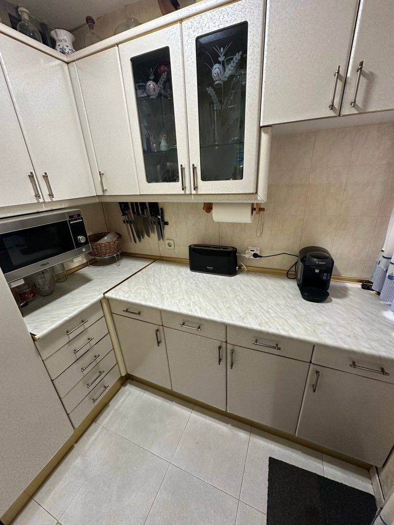 PISO BAJO EN VENTA EN PARLA ZONA – EL NIDO LAS FUENTES — Casalia Inmobiliaria, Parla (foto 4 de 18)