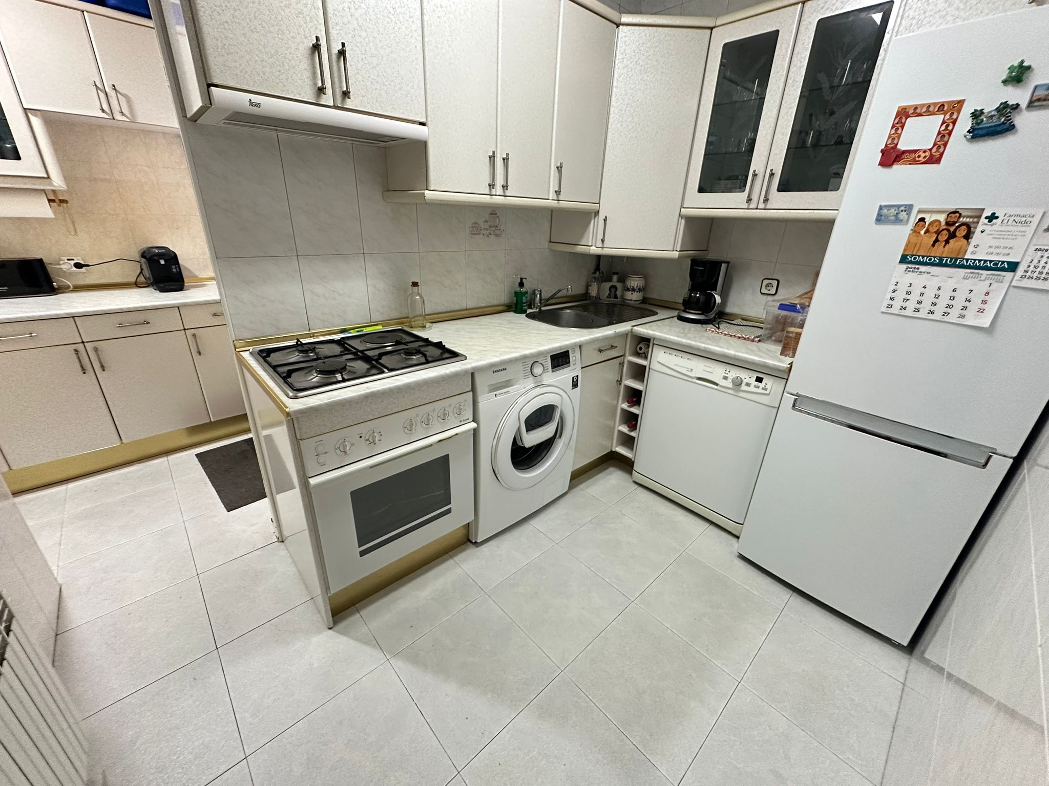 PISO BAJO EN VENTA EN PARLA ZONA – EL NIDO LAS FUENTES — Casalia Inmobiliaria, Parla (foto 5 de 18)
