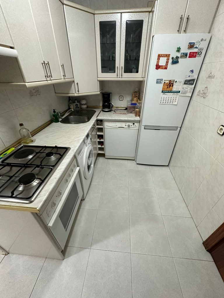PISO BAJO EN VENTA EN PARLA ZONA – EL NIDO LAS FUENTES — Casalia Inmobiliaria, Parla (foto 6 de 18)