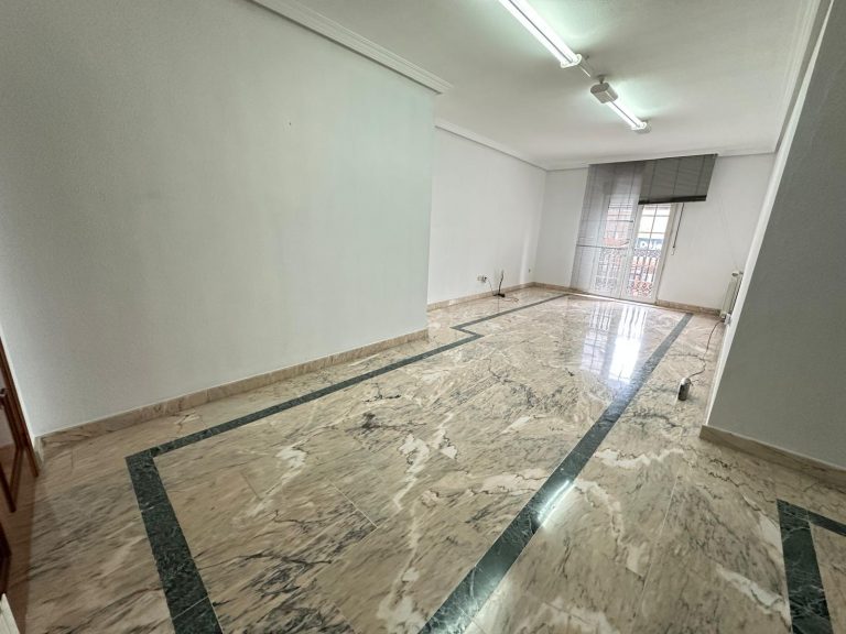 Oficina privada en alquiler en Parla – Zona Calle Real — Casalia Inmobiliaria, Parla (foto 1 de 20)