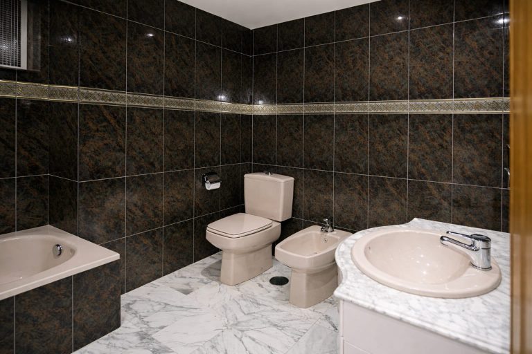 EDIFICIO DE USO MIXTO EN VENTA EN PARLA – ZONA PINTO-SAN ROQUE — Casalia Inmobiliaria, Parla (foto 10 de 21)