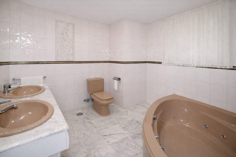EDIFICIO DE USO MIXTO EN VENTA EN PARLA – ZONA PINTO-SAN ROQUE — Casalia Inmobiliaria, Parla (foto 11 de 21)