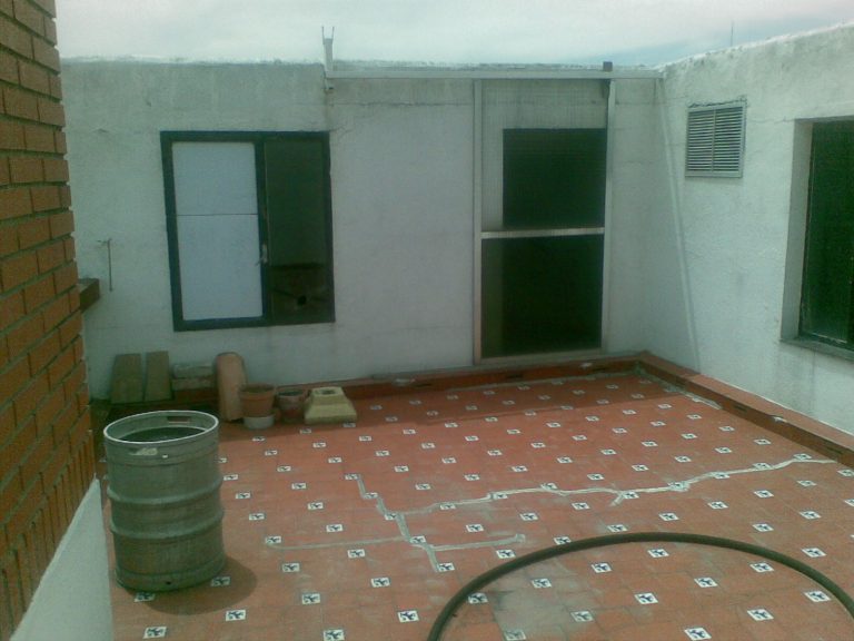 EDIFICIO DE USO MIXTO EN VENTA EN PARLA – ZONA PINTO-SAN ROQUE — Casalia Inmobiliaria, Parla (foto 20 de 21)