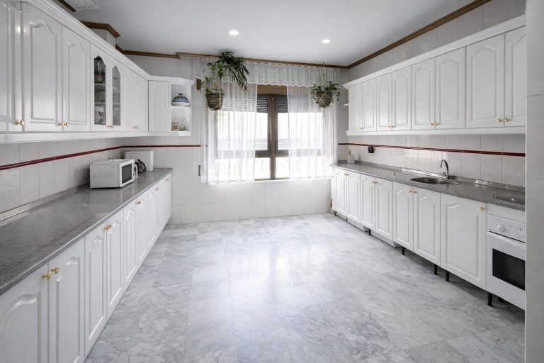 EDIFICIO DE USO MIXTO EN VENTA EN PARLA – ZONA PINTO-SAN ROQUE — Casalia Inmobiliaria, Parla (foto 3 de 21)