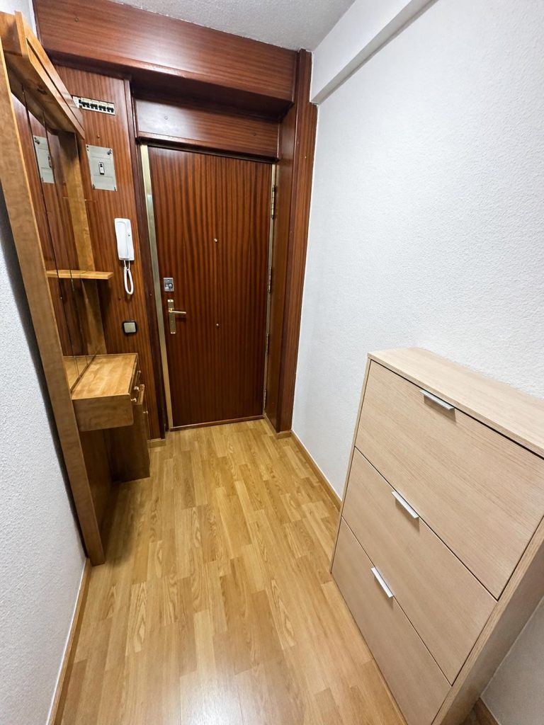 PISO EN VENTA EN PARLA – ZONA FUENTEBELLA — Casalia Inmobiliaria, Parla (foto 4 de 19)