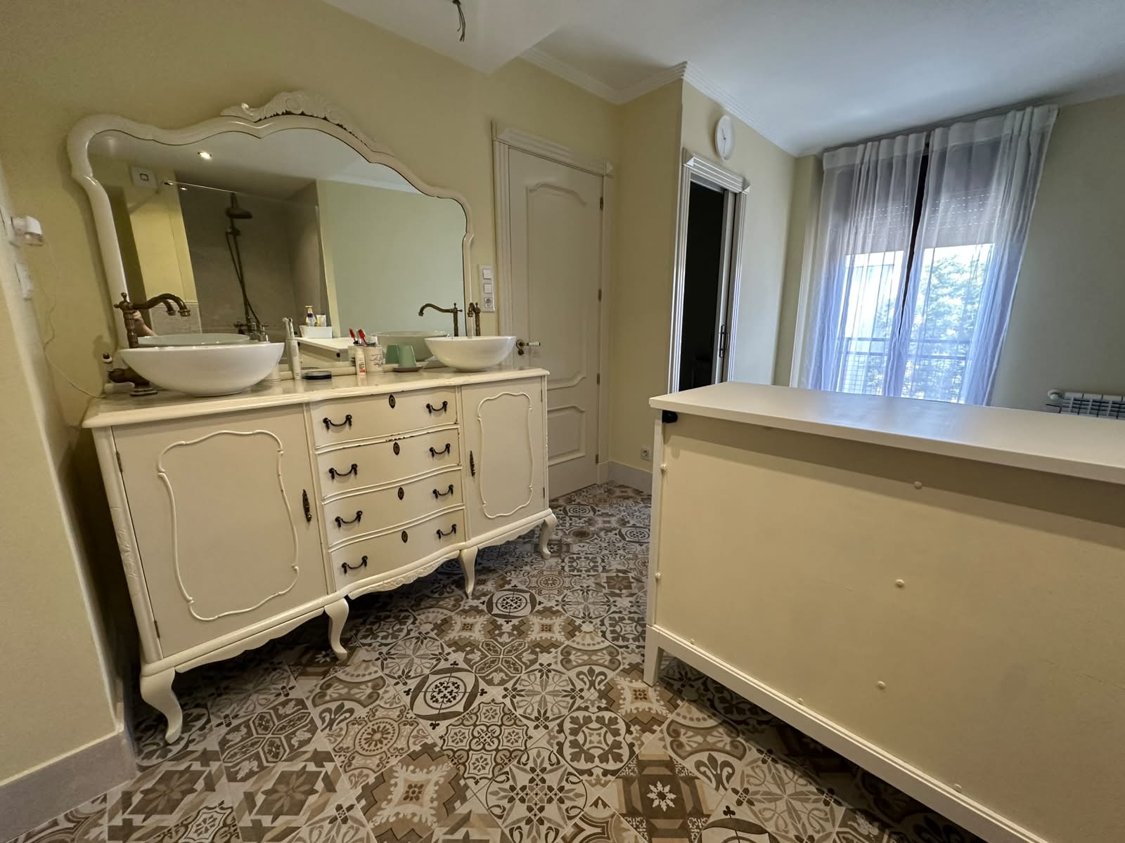 PISO SEMINUEVO VENTA EN PARLA EN LA URBANIZACIÓN ATENAS CON GARAJE-ZONA LAS LAGUNAS — Casalia Inmobiliaria, Parla (foto 19 de 35)