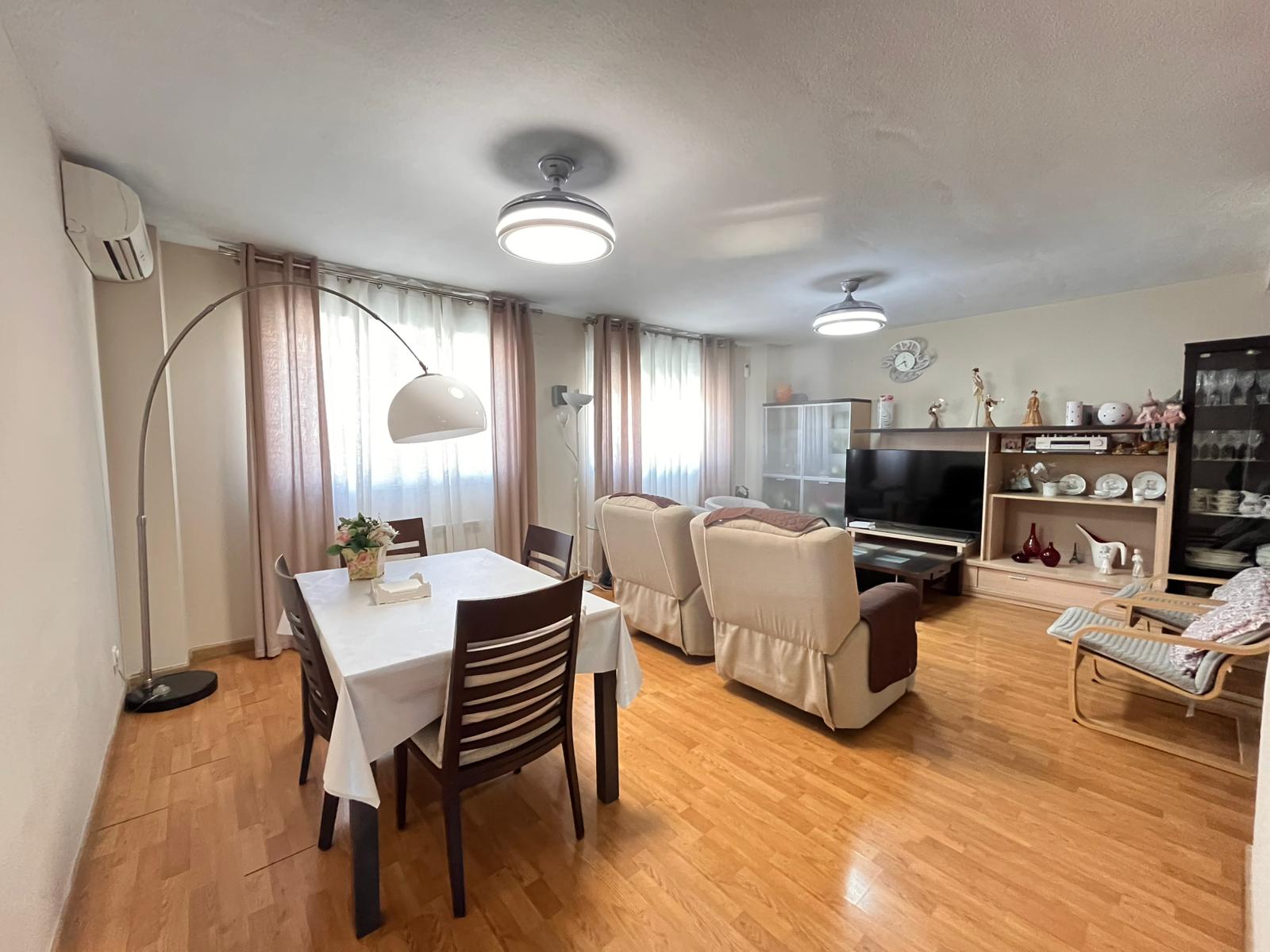 ÁTICO DÚPLEX SEMINUEVO EN URBANIZACIÓN PRIVADA EN VENTA EN PARLA – ZONA EL NIDO — Casalia Inmobiliaria, Parla (foto 18 de 38)