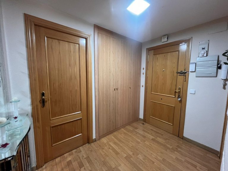 ÁTICO DÚPLEX SEMINUEVO EN URBANIZACIÓN PRIVADA EN VENTA EN PARLA – ZONA EL NIDO — Casalia Inmobiliaria, Parla (foto 20 de 38)