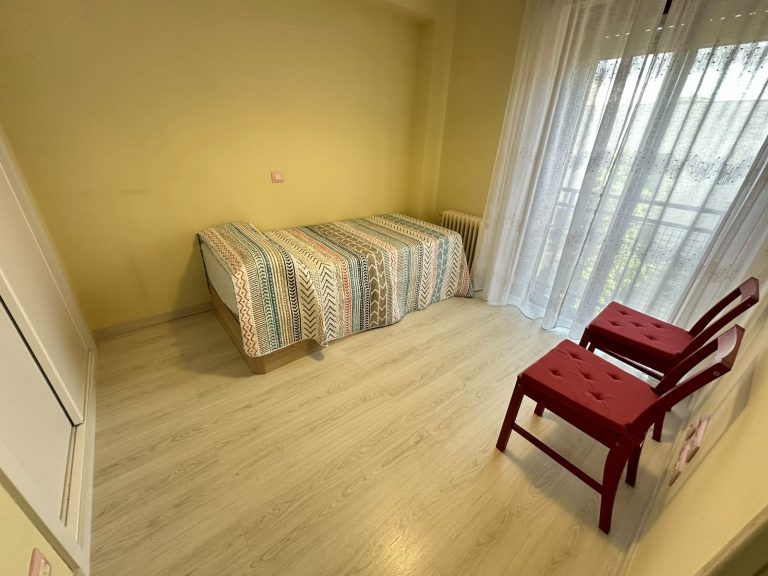 PISO SEMINUEVO VENTA EN PARLA EN LA URBANIZACIÓN ATENAS CON GARAJE-ZONA LAS LAGUNAS — Casalia Inmobiliaria, Parla (foto 28 de 35)
