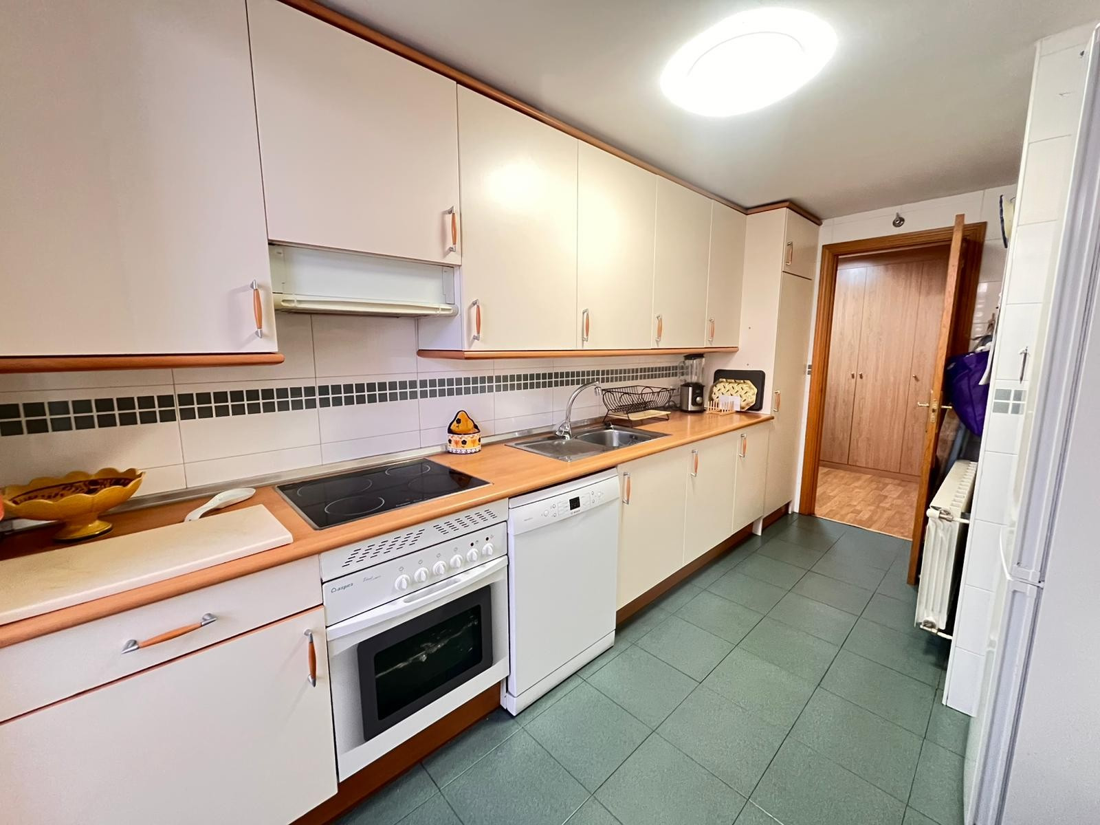 ÁTICO DÚPLEX SEMINUEVO EN URBANIZACIÓN PRIVADA EN VENTA EN PARLA – ZONA EL NIDO — Casalia Inmobiliaria, Parla (foto 21 de 38)