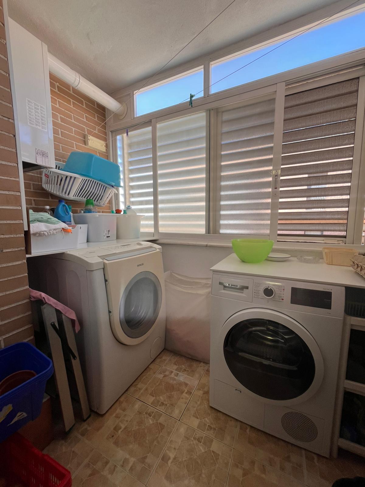 ÁTICO DÚPLEX SEMINUEVO EN URBANIZACIÓN PRIVADA EN VENTA EN PARLA – ZONA EL NIDO — Casalia Inmobiliaria, Parla (foto 27 de 38)