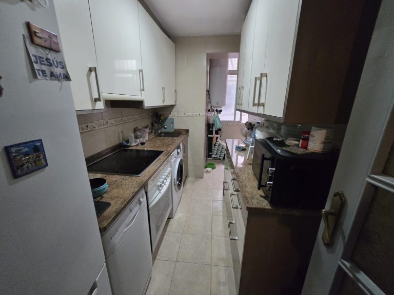 PISO EN VENTA EN PARLA – ZONA PINTORES — Casalia Inmobiliaria, Parla (foto 3 de 11)