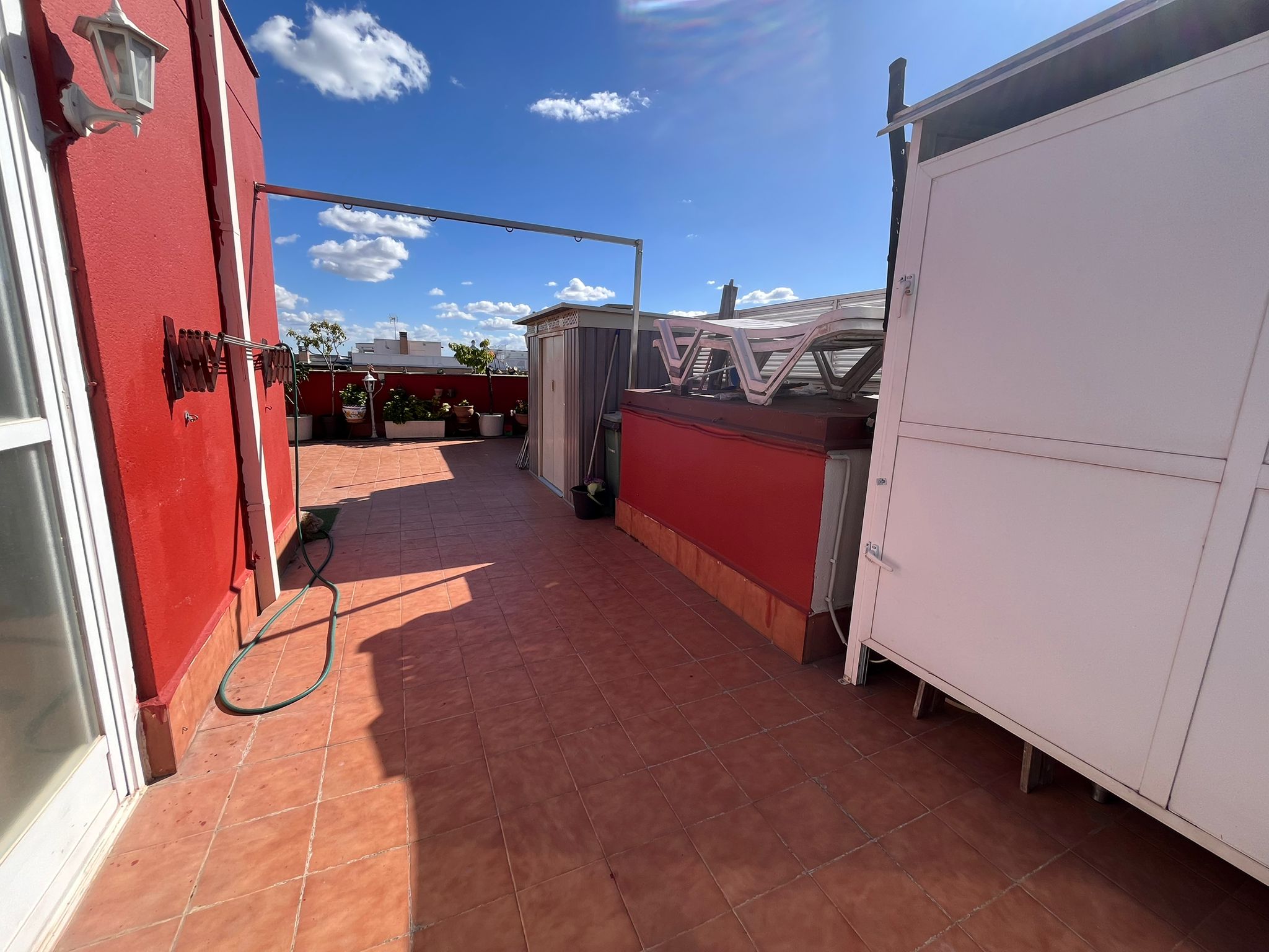 ÁTICO DÚPLEX SEMINUEVO EN URBANIZACIÓN PRIVADA EN VENTA EN PARLA – ZONA EL NIDO — Casalia Inmobiliaria, Parla (foto 6 de 38)