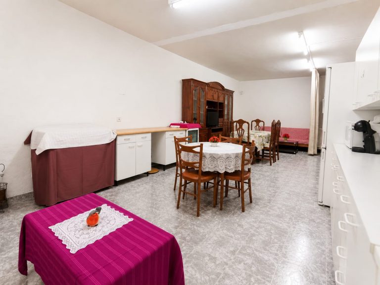 CHALET INDEPENDIENTE CON MÁS DE 1.000 M2 DE PARCELA EN VENTA EN PALOMEQUE-TOLEDO — Casalia Inmobiliaria, Parla (foto 18 de 40)