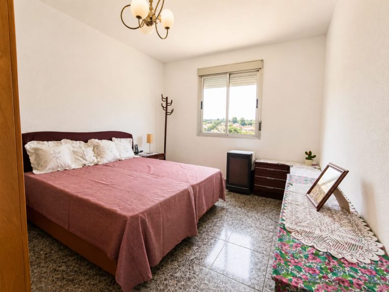CHALET INDEPENDIENTE CON MÁS DE 1.000 M2 DE PARCELA EN VENTA EN PALOMEQUE-TOLEDO — Casalia Inmobiliaria, Parla (foto 30 de 40)