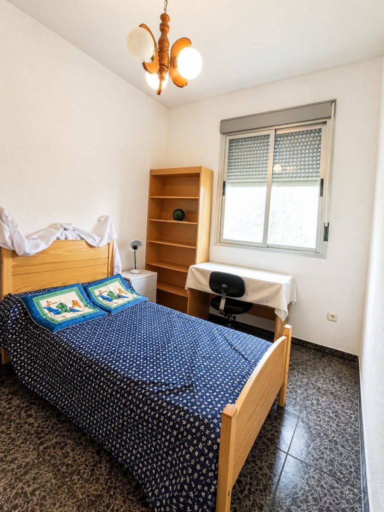 CHALET INDEPENDIENTE CON MÁS DE 1.000 M2 DE PARCELA EN VENTA EN PALOMEQUE-TOLEDO — Casalia Inmobiliaria, Parla (foto 35 de 40)
