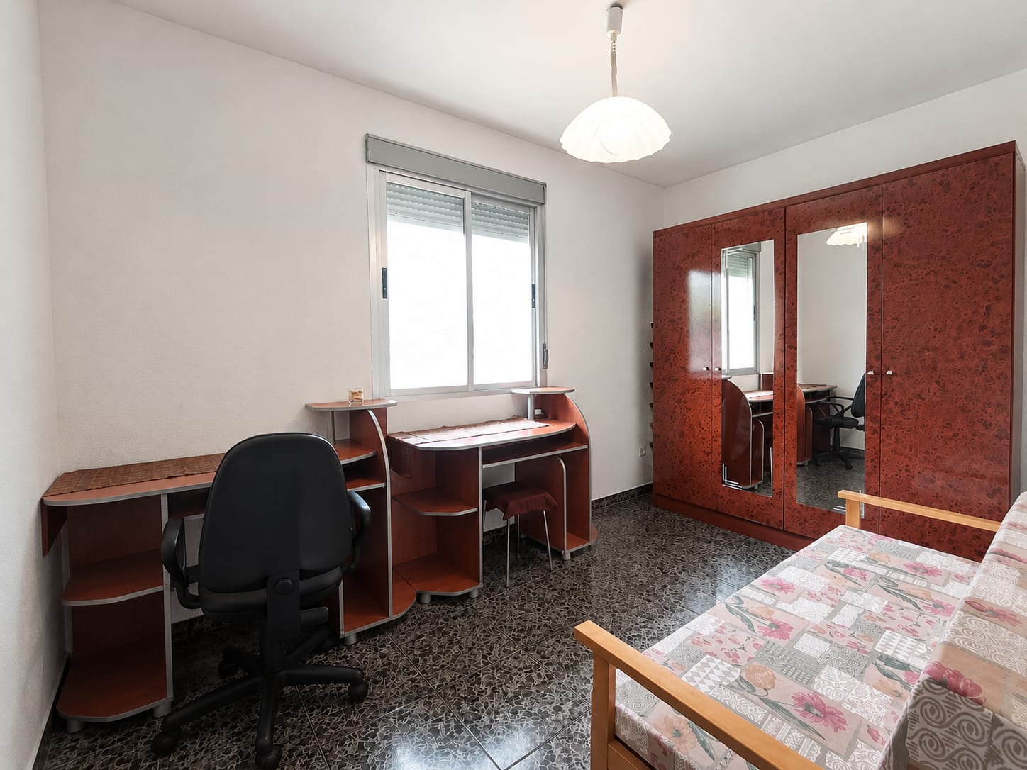 CHALET INDEPENDIENTE CON MÁS DE 1.000 M2 DE PARCELA EN VENTA EN PALOMEQUE-TOLEDO — Casalia Inmobiliaria, Parla (foto 36 de 40)