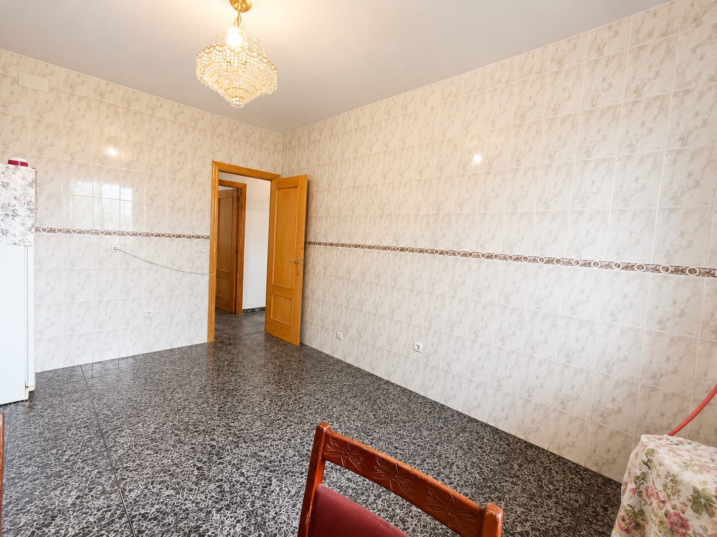 CHALET INDEPENDIENTE CON MÁS DE 1.000 M2 DE PARCELA EN VENTA EN PALOMEQUE-TOLEDO — Casalia Inmobiliaria, Parla (foto 39 de 40)