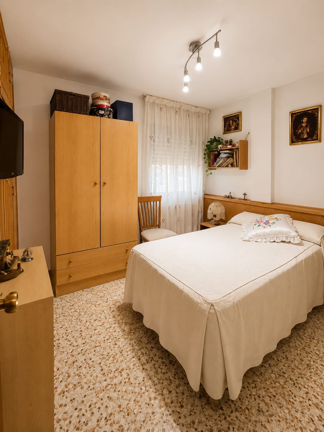 PISO EN VENTA EN PARLA – ZONA VILLAYUVENTUS — Casalia Inmobiliaria, Parla (foto 11 de 19)