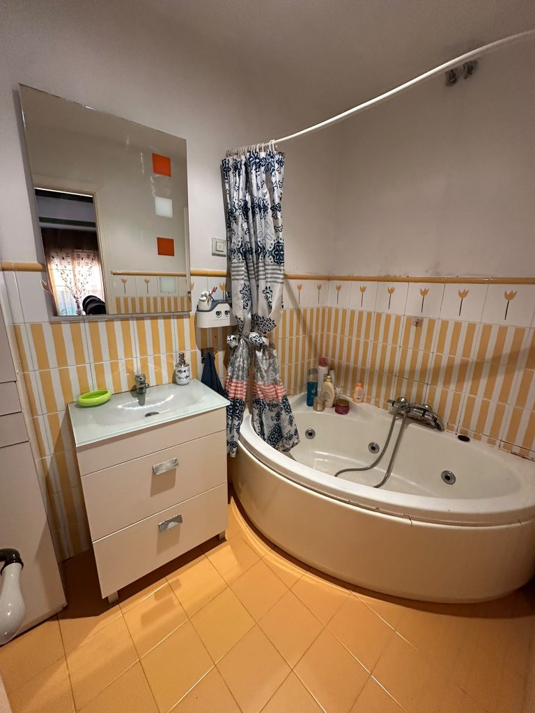 CASA INDEPENDIENTE EN VENTA EN PARLA – ZONA CENTRO — Casalia Inmobiliaria, Parla (foto 18 de 22)