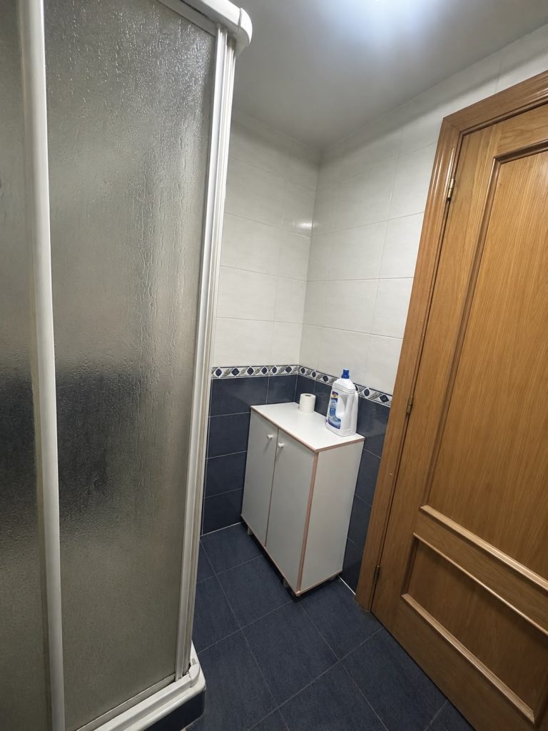 PISO SEMINUEVO EN VENTA EN PARLA – ZONA EL NIDO LAS FUENTES — Casalia Inmobiliaria, Parla (foto 26 de 30)