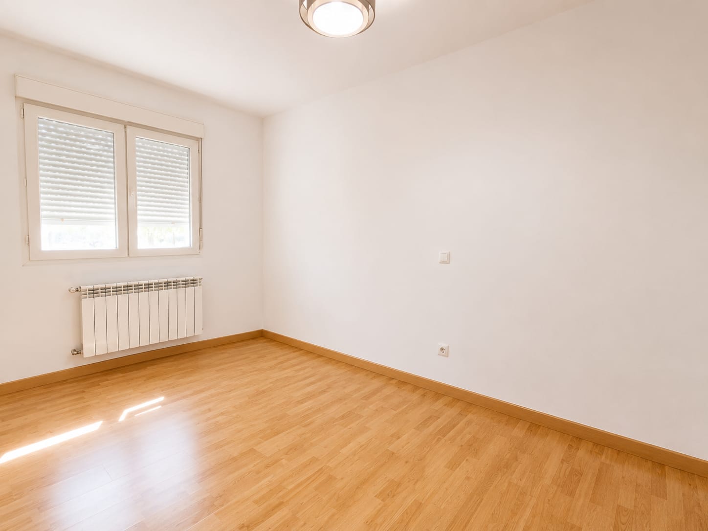 CHALET PAREADO EN VENTA EN ILLESCAS – ZONA EL SEÑORÍO DE ILLESCAS — Casalia Inmobiliaria, Parla (foto 30 de 32)