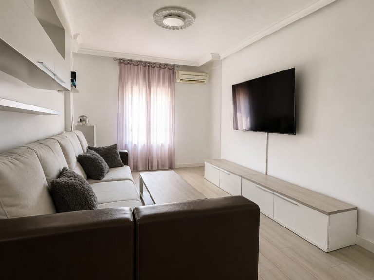 PISO REFORMADO EN VENTA EN PARLA – ZONA REYES — Casalia Inmobiliaria, Parla (foto 3 de 18)