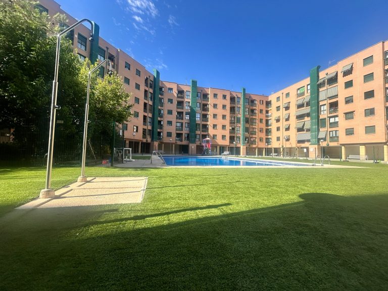 PISO SEMINUEVO EN VENTA EN PARLA – ZONA EL NIDO LAS FUENTES — Casalia Inmobiliaria, Parla (foto 3 de 30)