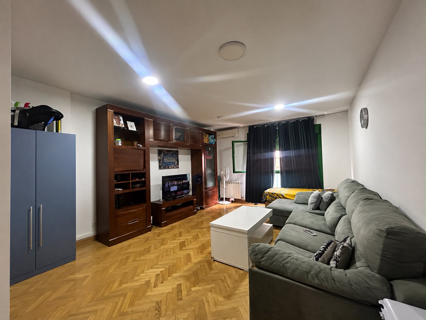 PISO SEMINUEVO DE 4 HABITACIONES EN VENTA EL PARLA – ZONA EL NIDO/ LAS FUENTES — Casalia Inmobiliaria, Parla (foto 1 de 20)