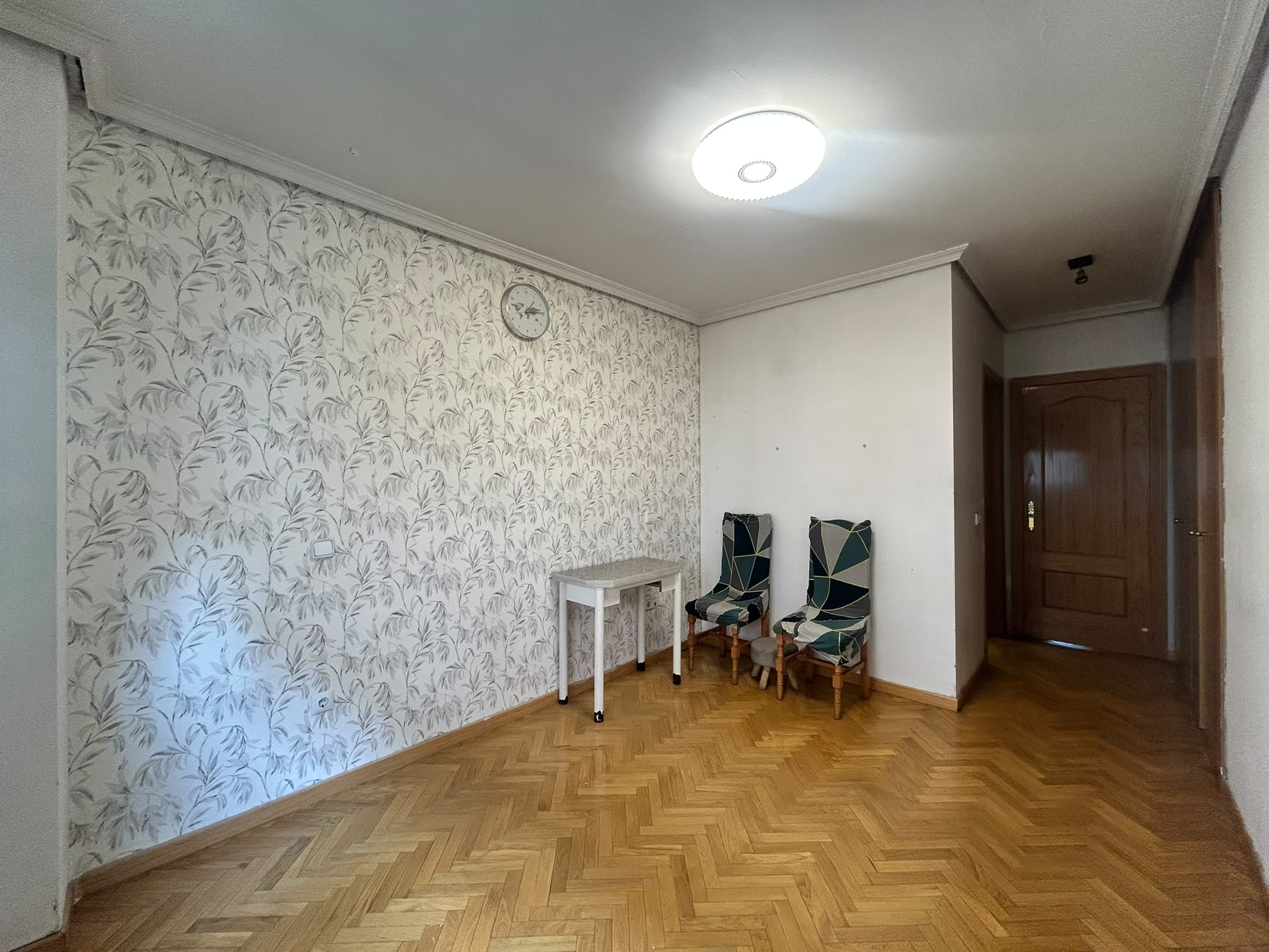 PISO SEMINUEVO DE 4 HABITACIONES EN VENTA EL PARLA – ZONA EL NIDO/ LAS FUENTES — Casalia Inmobiliaria, Parla (foto 16 de 20)