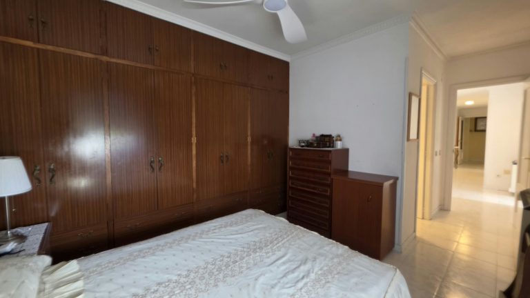 PISO DE 4 HABITACIONES EN VENTA EN PARLA – ZONA REYES CATÓLICOS — Casalia Inmobiliaria, Parla (foto 16 de 27)
