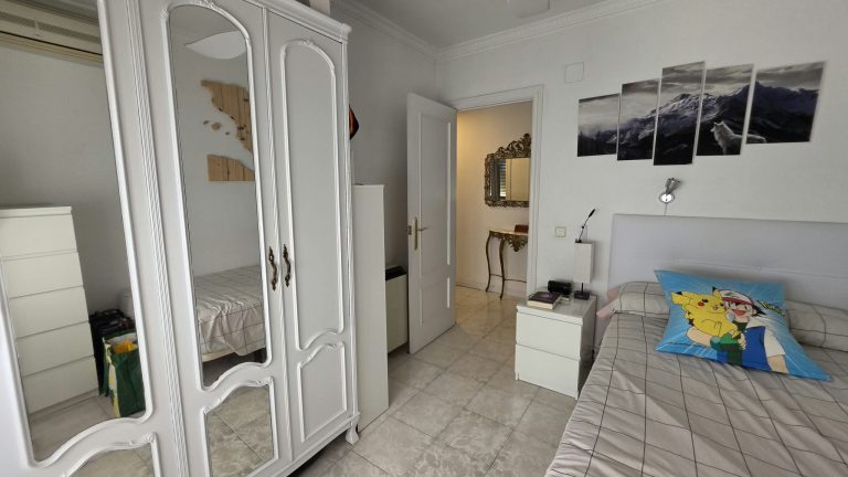 PISO DE 4 HABITACIONES EN VENTA EN PARLA – ZONA REYES CATÓLICOS — Casalia Inmobiliaria, Parla (foto 21 de 27)