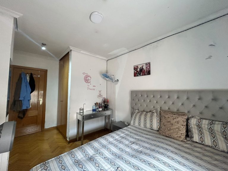 PISO SEMINUEVO DE 4 HABITACIONES EN VENTA EL PARLA – ZONA EL NIDO/ LAS FUENTES — Casalia Inmobiliaria, Parla (foto 8 de 20)