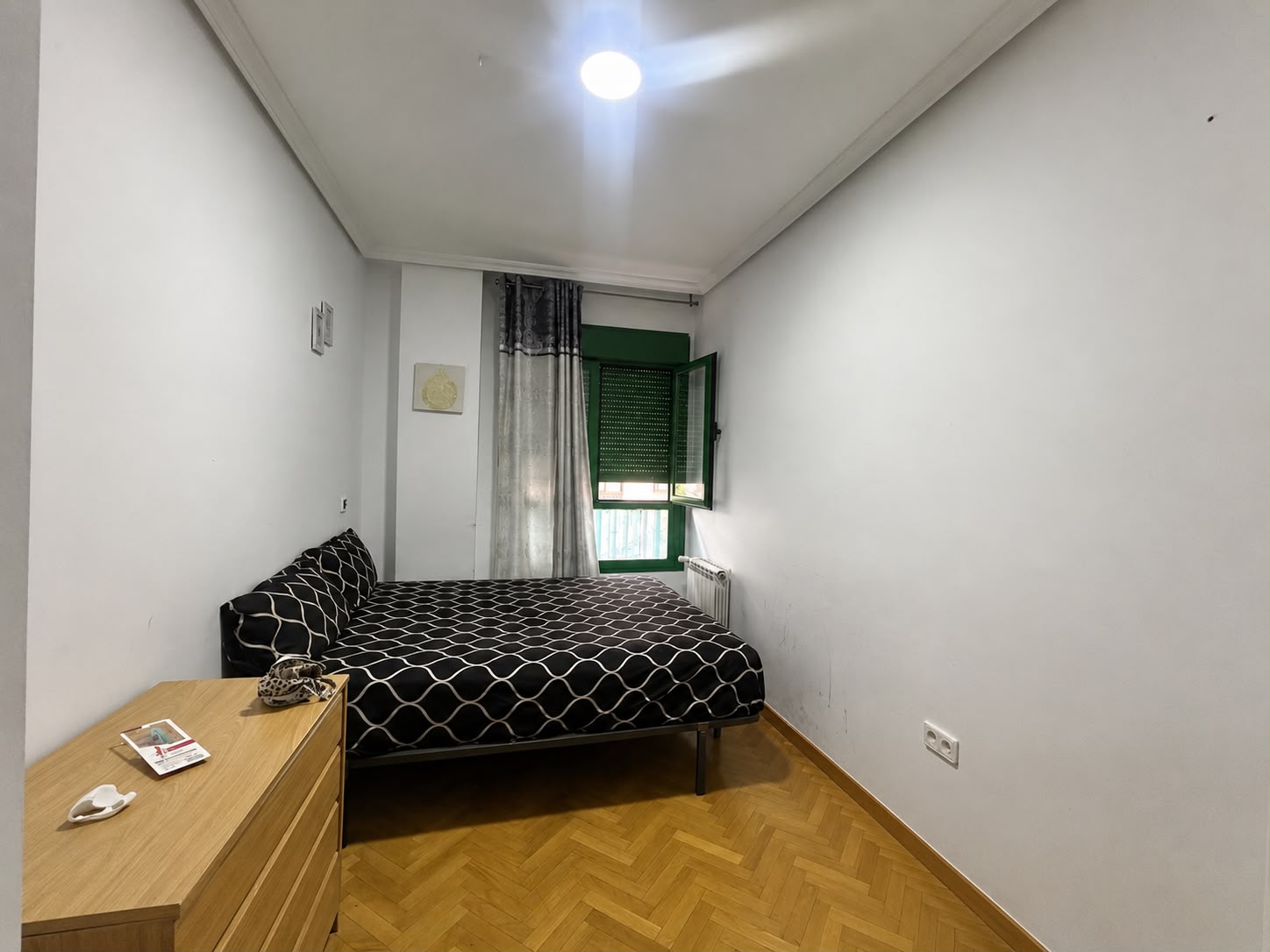 PISO SEMINUEVO DE 4 HABITACIONES EN VENTA EL PARLA – ZONA EL NIDO/ LAS FUENTES — Casalia Inmobiliaria, Parla (foto 10 de 20)