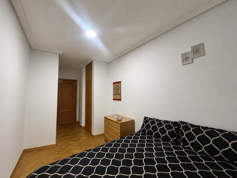 PISO SEMINUEVO DE 4 HABITACIONES EN VENTA EL PARLA – ZONA EL NIDO/ LAS FUENTES — Casalia Inmobiliaria, Parla (foto 11 de 20)
