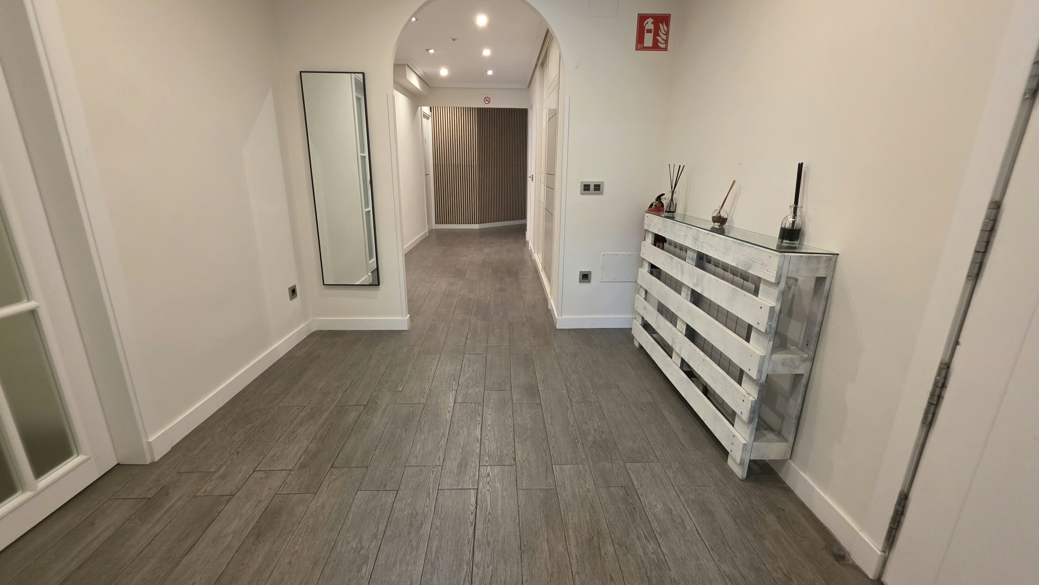 CASA INDEPENDIENTE CON 5 HABITACIONES ADAPTADA PARA ALQUILER DE HABITACIONES EN PARLA – ZONA CENTRO — Casalia Inmobiliaria, Parla (foto 15 de 47)