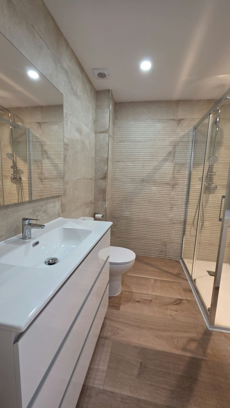 PISO COMPLETAMENTE REFORMADO EN VENTA EN PARLA – ZONA PINTORES — Casalia Inmobiliaria, Parla (foto 14 de 16)