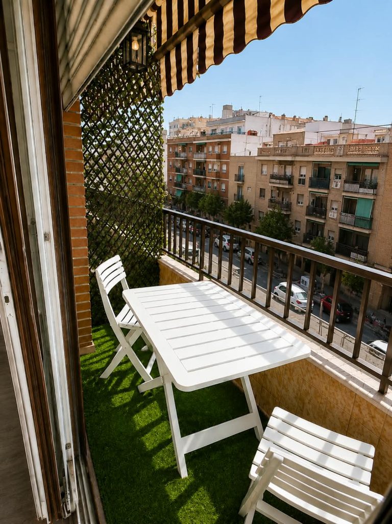 CASA INDEPENDIENTE CON 5 HABITACIONES ADAPTADA PARA ALQUILER DE HABITACIONES EN PARLA – ZONA CENTRO — Casalia Inmobiliaria, Parla (foto 23 de 47)