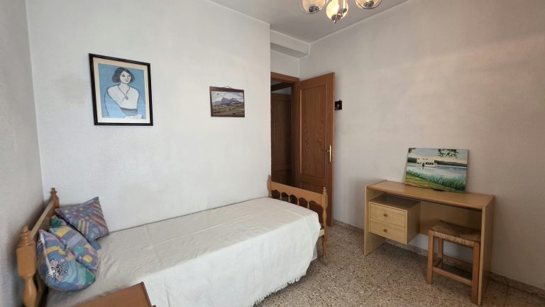 PISO EN 1ª PLANTA CON ASCENSOR EN VENTA EN PARLA – ZONA REYES CATÓLICOS — Casalia Inmobiliaria, Parla (foto 21 de 25)