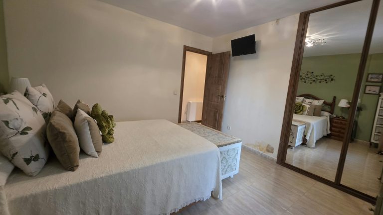 PISO REFORMADO EN VENTA EN PARLA – ZONA REYES CATÓLICOS — Casalia Inmobiliaria, Parla (foto 20 de 26)