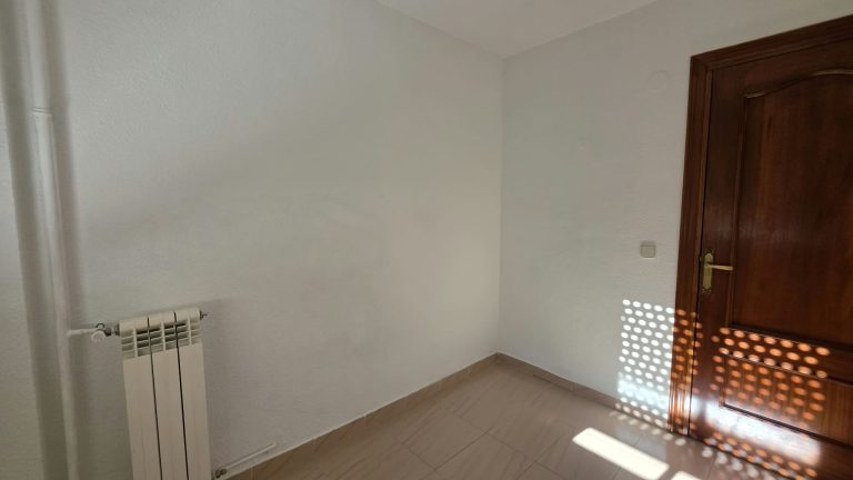 PISO EN VENTA EN PARLA – ZONA VILLAYUVENTUS I — Casalia Inmobiliaria, Parla (foto 22 de 29)