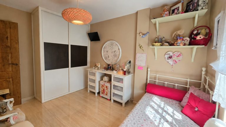 PISO REFORMADO EN VENTA EN PARLA – ZONA REYES CATÓLICOS — Casalia Inmobiliaria, Parla (foto 22 de 26)