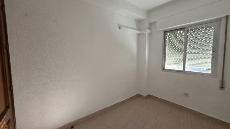 PISO EN VENTA EN PARLA – ZONA VILLAYUVENTUS I — Casalia Inmobiliaria, Parla (foto 23 de 29)