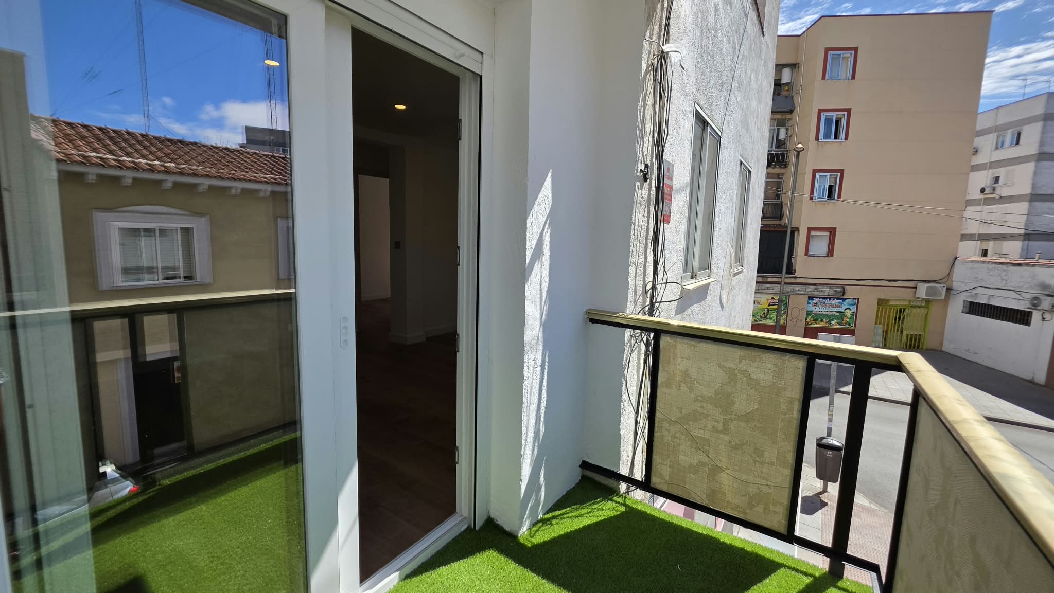 PISO COMPLETAMENTE REFORMADO EN VENTA EN PARLA – ZONA PINTORES — Casalia Inmobiliaria, Parla (foto 3 de 16)