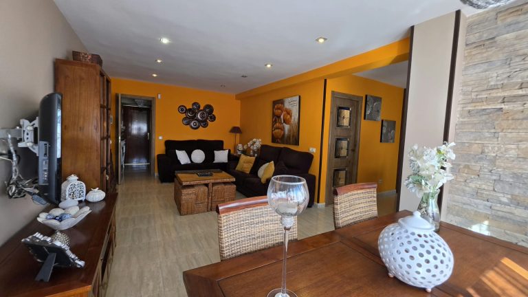 PISO REFORMADO EN VENTA EN PARLA – ZONA REYES CATÓLICOS — Casalia Inmobiliaria, Parla (foto 5 de 26)